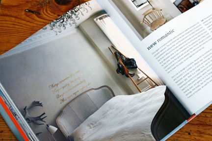 vintage decorated monochrome bedroom on the opening page of the "New Romantic" chapter vintage decorated monochrome bedroom on the opening page of the "New Romantic" chapter