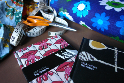 V & A Fifties and Pop Patterns books V & A Fifties and Pop Patterns books
