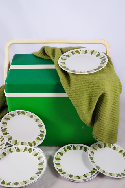vintage two-tone cool box
