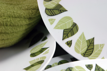 vintage melamine plates & green throw