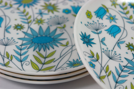 set of vintage French melamine plates produced by Tefal