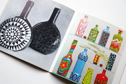 Craft Ideas Glass Bottles on Pages From A Vintage Craft Booklet On How To Decorate Glass Bottles