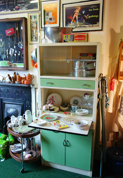 vintage 1960s wood & Formica kitchen fully renovated and stocked with vintage kitchen items and put for sale on the H is for Home pitch at Picture House Antiques in Todmorden vintage 1960s wood & Formica kitchen fully renovated and stocked with vintage kitchen items and put for sale on the H is for Home pitch at Picture House Antiques in Todmorden