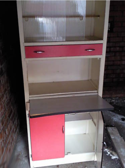 detail of 1960s kitchen cabinet prior to renovation detail of 1960s kitchen cabinet prior to renovation