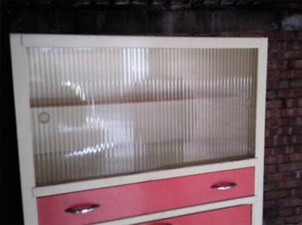 detail of top of 1960s kitchen cabinet prior to renovation detail of top of 1960s kitchen cabinet prior to renovation