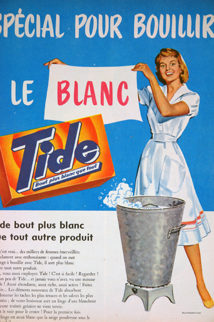 Advertisement for Tide detergent from a vintage 1950s French "L'Echo de la Mode" magazine Advertisement for Tide detergent from a vintage 1950s French "L'Echo de la Mode" magazine
