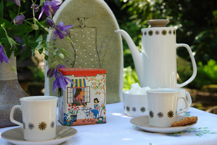 vintage coffee set with cafetiere cosy handmade and embroidered by Janie (Knitted Textiles) vintage coffee set with cafetiere cosy handmade and embroidered by Janie (Knitted Textiles)