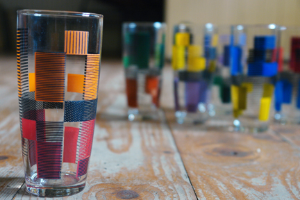 vintage 1950s drinking glasses with hash decoration vintage 1950s drinking glasses with hash decoration