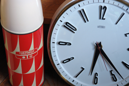 vintage op art, red & white Thermos flask and vintage black & white Metamec clock