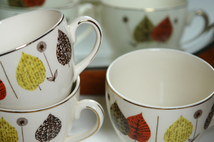 vintage 1950s set of Alfred Meakin "Gay Fantasy" tea trios