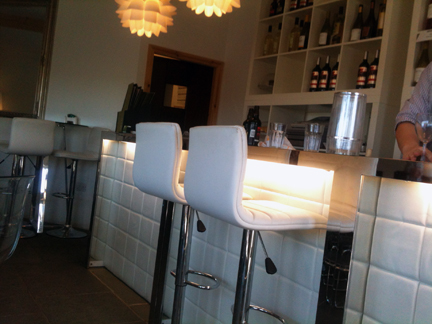 bar area in the restaurant at Holmfirth Vineyard